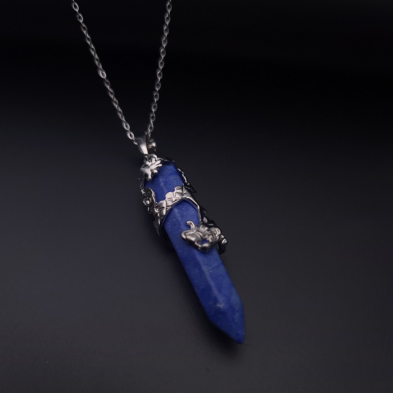 Collar Dragon Cuarzo Lapislazuli + Estuche 